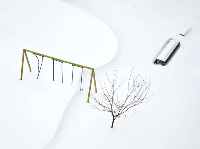 snow-playground-bulgaria_67081_990x742